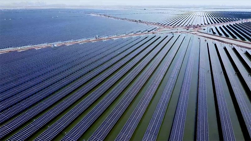 Самая крупная в мире комбинированная солнечная станция и соляная ферма