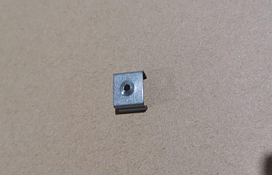  Скоба монтажная стальная для накладного профиля 10 шт V4-R0-70.0001.KIT-5555